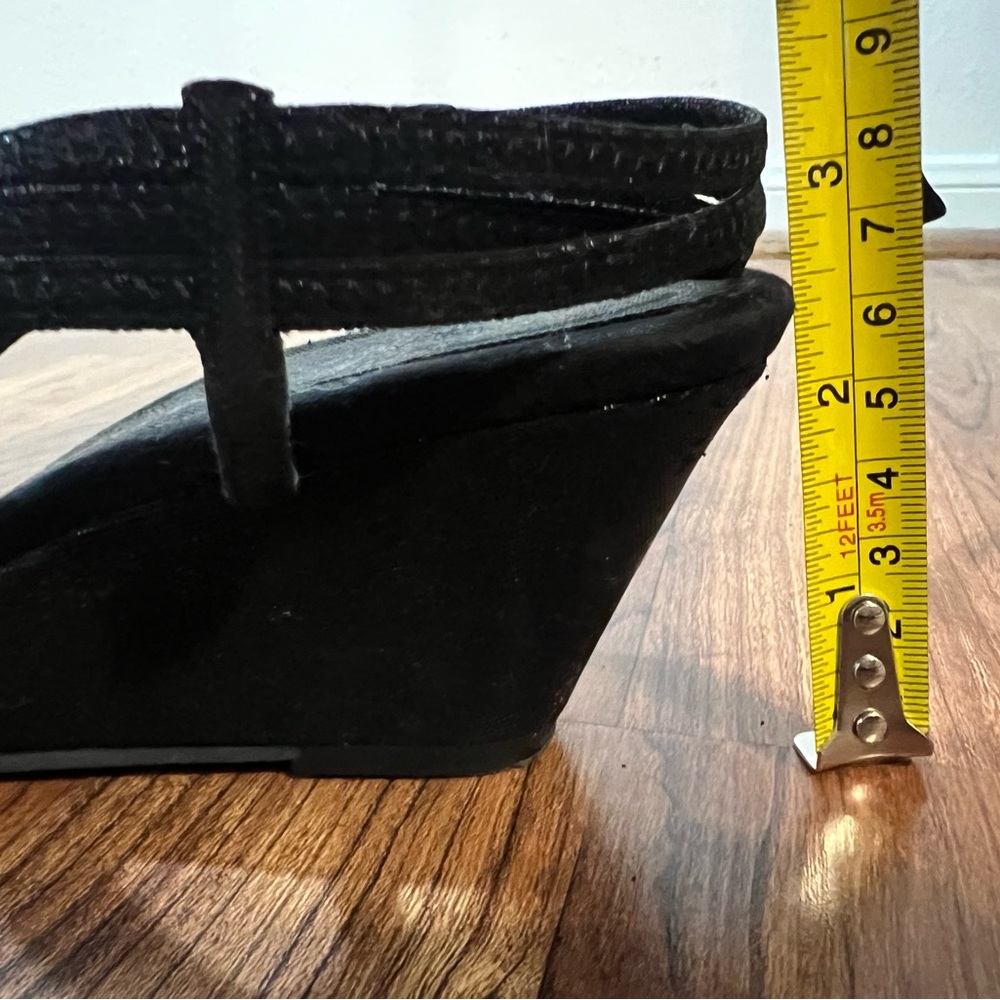 New York Transit Wedge Heels, 8M - Picture 2 of 8